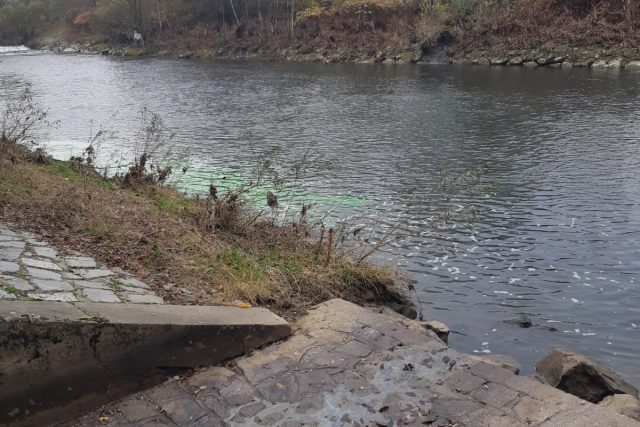 Vyšetřovací pokus v řece Bečvě | foto: Policie České republiky