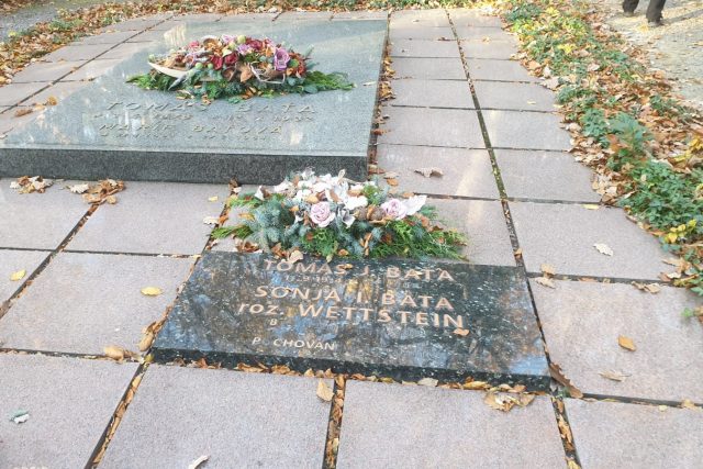 Lesní hřbitov ve Zlíně,  hrob Tomáše Bati a Sonji Baťové | foto: Veronika Žeravová,  Český rozhlas