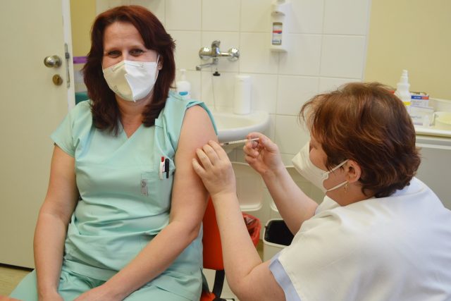 Vakcinace zdravotníků | foto: Radka Miloševská,  Nemocnice Agel Valašské Meziříčí