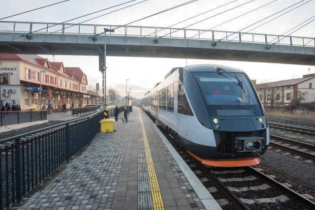 Vlak společnosti Arriva v Uherském Brodě | foto: Zdeněk Němec,  MAFRA/Profimedia