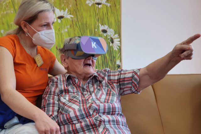 Virtuální realita pomáhá s terapií i v Alzheimer centru ve Zlíně | foto: Roman Verner,  Český rozhlas