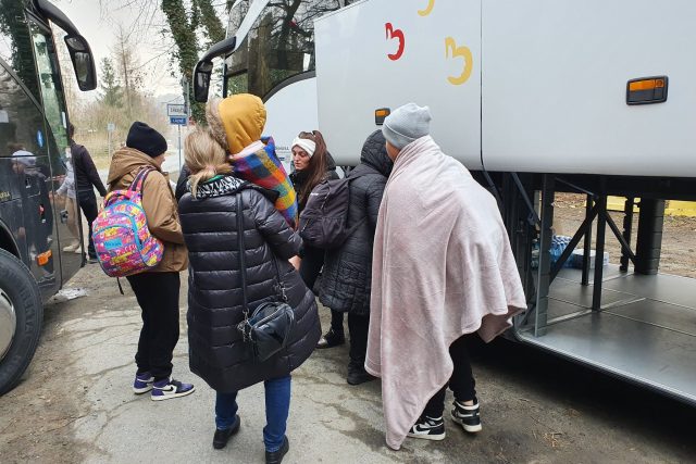 Příjezd uprchlíků z Ukrajiny do Bystřice pod Hostýnem | foto: Roman Verner,  Český rozhlas