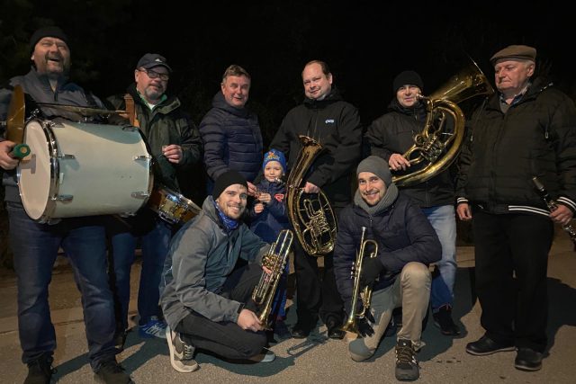 V Komni na Uherskohradišťsku všem Josefům tradičně vyhrává Dechová hudba Komňané | foto: Karolína Wernerová,  Český rozhlas