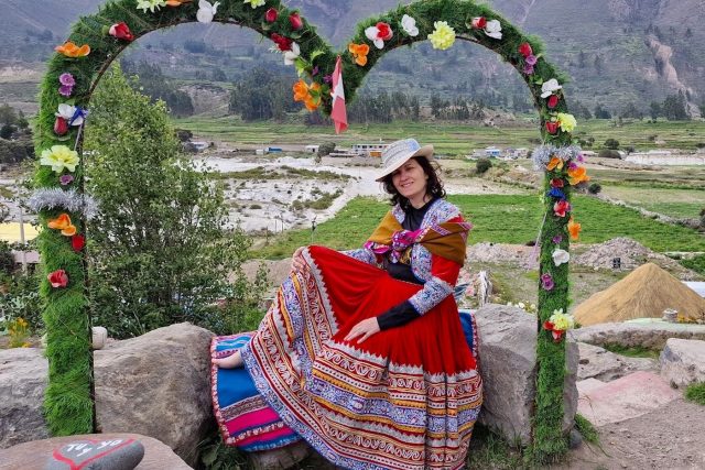 V tradičním kroji z Colca kaňonu | foto: Archiv Zuzany Bartákové