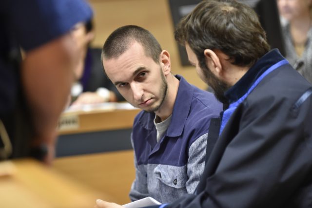 Odsouzený David Šimon v soudní síni | foto: Dalibor Glück,  ČTK