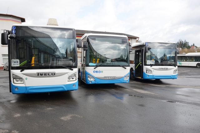 Meziměstské autobusy nových dopravců měly vyjet od prosince | foto: Magistrát města Karlovy Vary