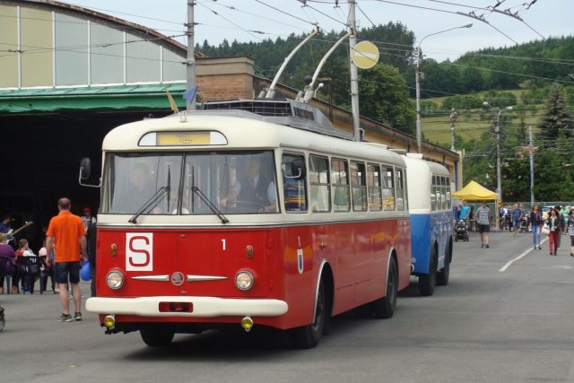 Historické vozy budou jezdit ve Zlíně i Otrokovicích | foto: Dopravní společnost Zlín - Otrokovice