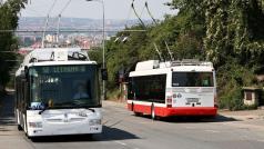 V Praze začíná po 46 letech jezdit trolejbusová linka.